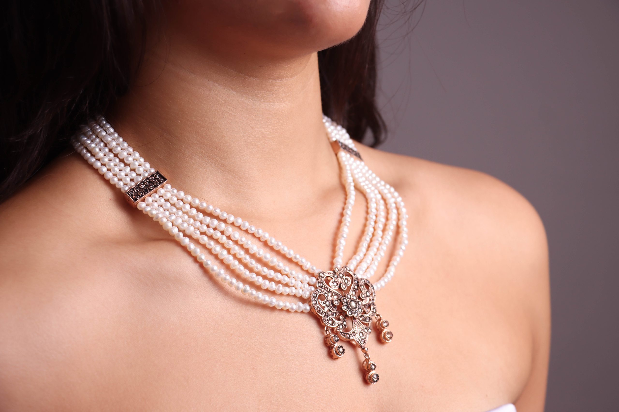 Collier en Perles Naturelles