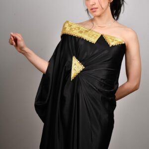 Robe noire technique moulage